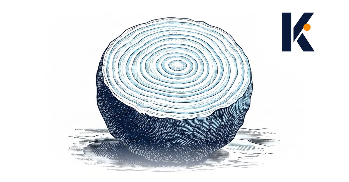 Boule de neige en coupe transversale montrant des couches concentriques - gravure naturaliste fine-line, fond blanc.