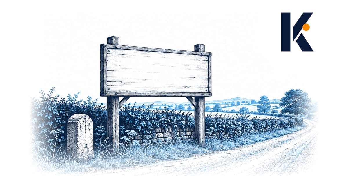 Panneau d'affichage routier en bois au bord d'une route, borne milliaire à sa base - gravure naturaliste 19e.